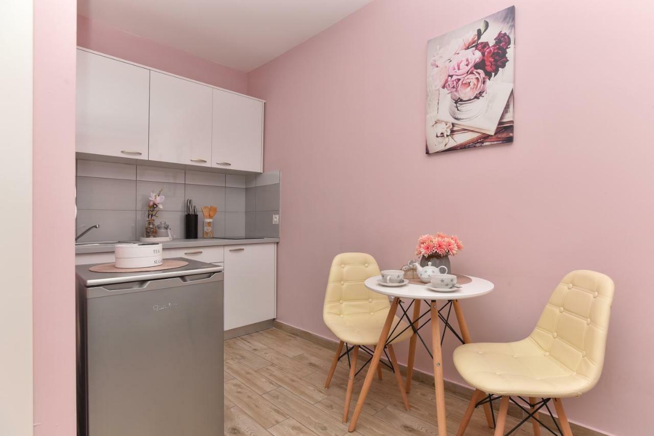 Studio Deluxe 3*